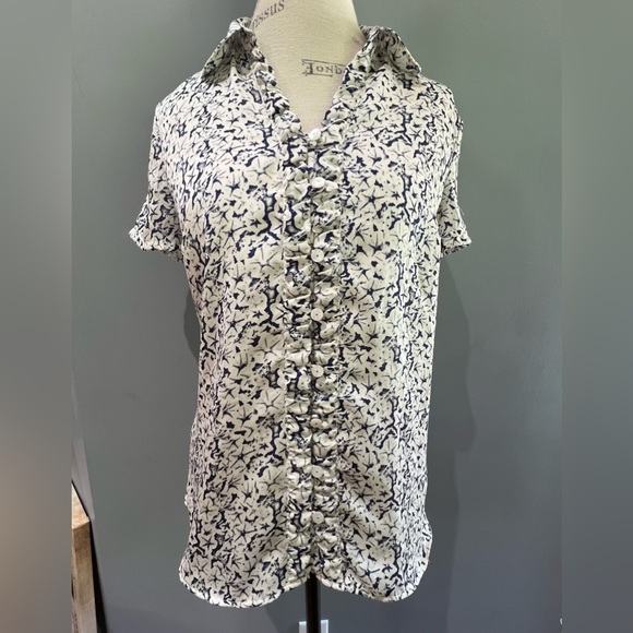 Coldwater Creek Tops - COLDWATER CREEK Womens Top white/blue floral silky ruffled button-up Fairy-M